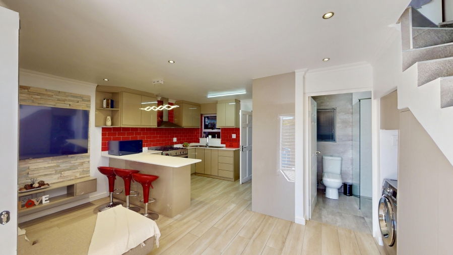 2 Bedroom Property for Sale in Morgan Village Western Cape